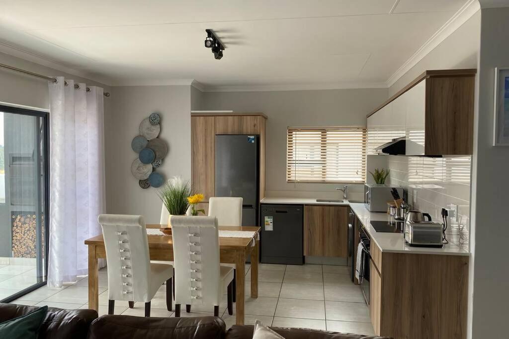 Penthouse 172 At The Blyde Crystal Lagoon Apartman Pretoria-Noord Kültér fotó